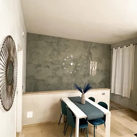 Apartment Bianco Mare